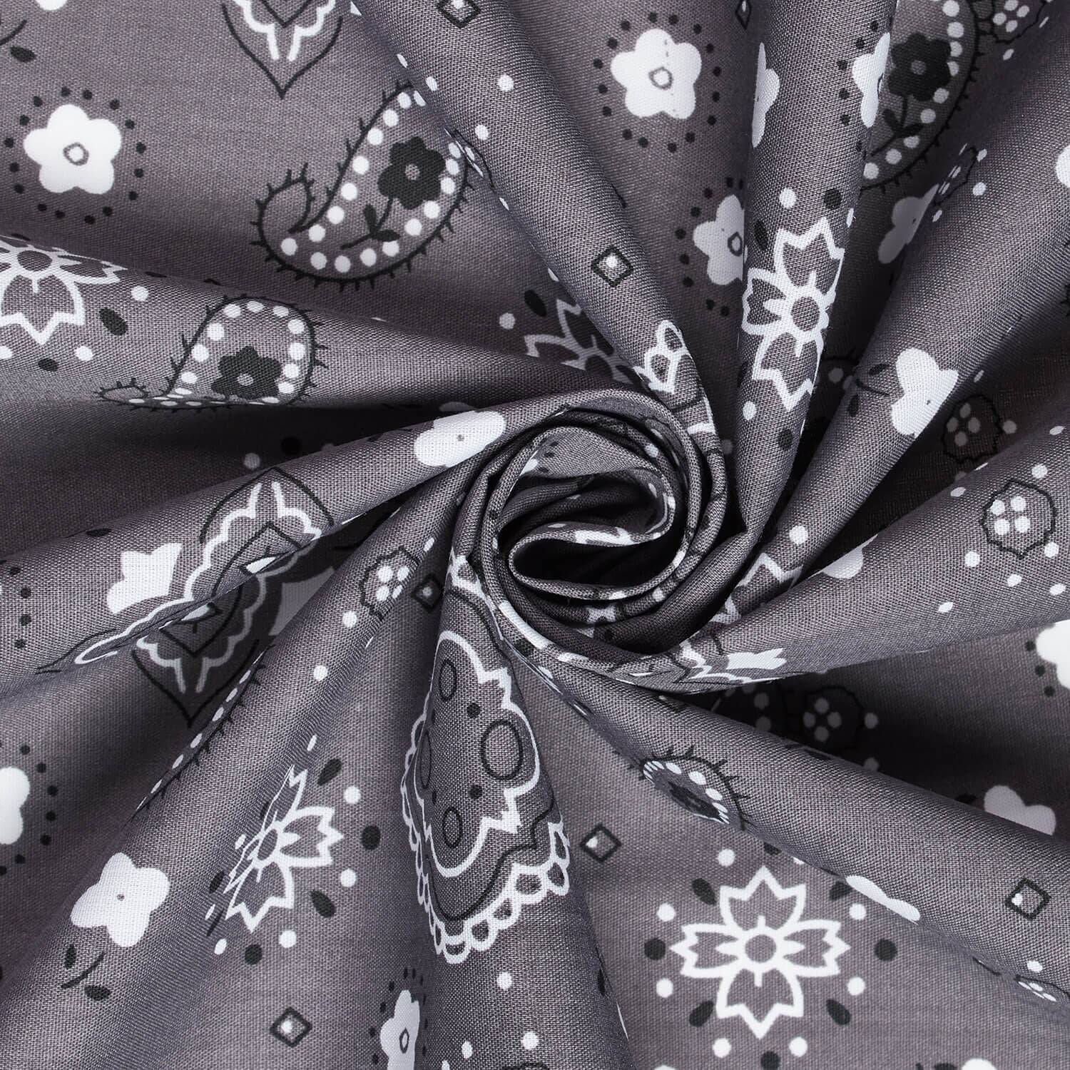 Paisley Print Bandana Broadcloth (60 Inches) - Image 42